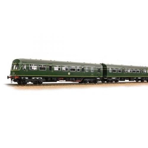 32-285A Bachmann Class 101 2-Car DMU BR Green (Roundel)